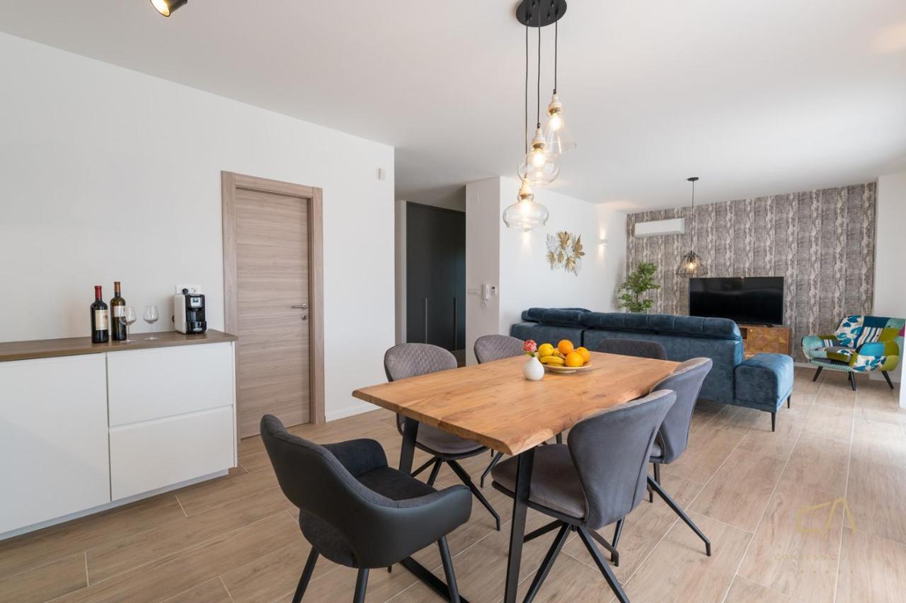 Luxury Apartments Loma Sveti Vid-Miholjice Eksteriør bilde