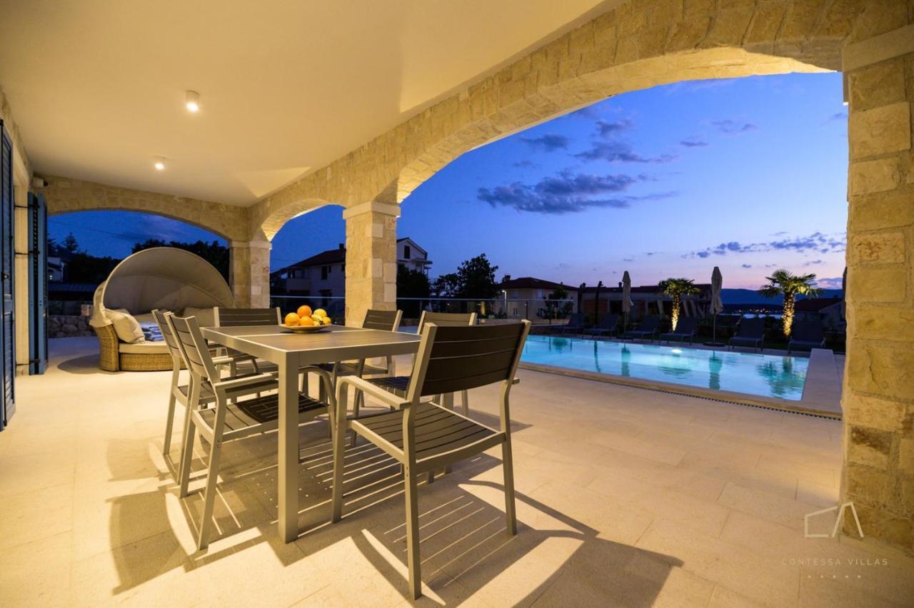 Luxury Apartments Loma Sveti Vid-Miholjice Eksteriør bilde